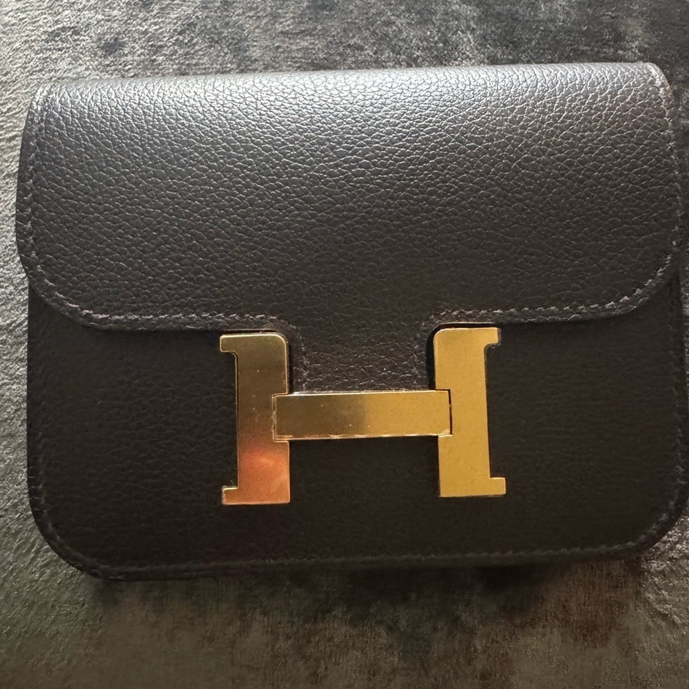 Constance Slim bicolor wallet
NEW HERMES color prunoir/rose azalée
NWT’s/box - Picture 5 of 10